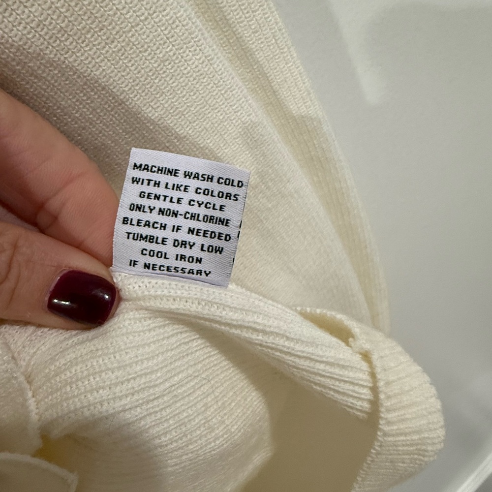 Women's Cream Cardigan Sweater 525 - Picture 8 of 9
